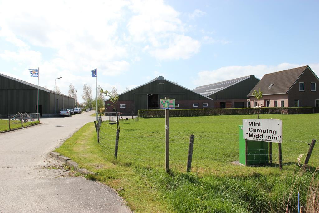 Campsite Middenin